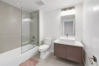 1010 SW 2nd Ave #2004, Miami, FL 33130 - Photo 31