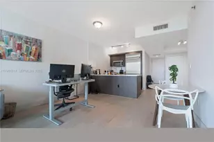 500 Brickell Ave, Miami, FL 33131 - Photo 7