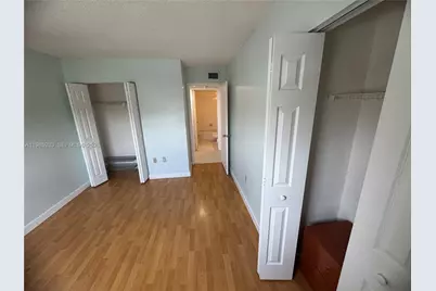 8075 NW 7th St #403, Miami, FL 33126 - Photo 7