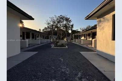 8931 NE 2nd Ave #S4, El Portal, FL 33138 - Photo 39