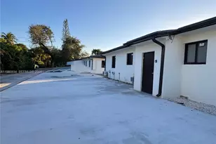 8931 NE 2nd Ave, El Portal, FL 33138 - Photo 43