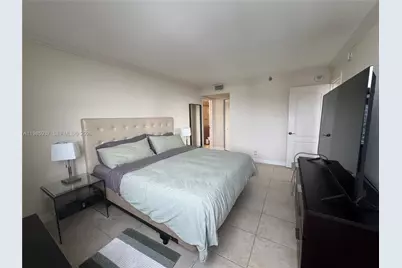 2555 Collins Ave #2002, Miami Beach, FL 33140 - Photo 83