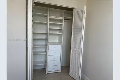 2555 Collins Ave #2002, Miami Beach, FL 33140 - Photo 17