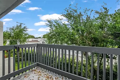1634 N 15th Ter, Hollywood, FL 33020 - Photo 33