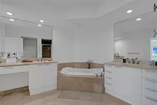 14951 Royal Oaks Ln, North Miami, FL 33181 - Photo 23