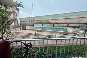 2385 NW 11th St, Miami, FL 33125 - Photo 5