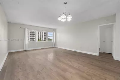 1700 NE 105th St #505, Miami Shores, FL 33138 - Photo 3