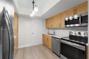 1700 NE 105th St, Miami Shores, FL 33138 - Photo 7