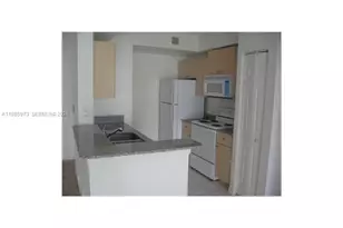 2486 Centergate Dr, Miramar, FL 33025 - Photo 9