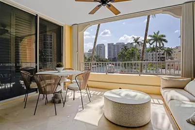 725 Crandon Blvd #203, Key Biscayne, FL 33149 - Photo 1