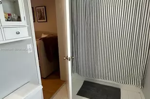 2484 SW 177th Terrace, Miramar, FL 33029 - Photo 9