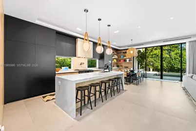 8625 NE 10th Ave, Miami, FL 33138 - Photo 5