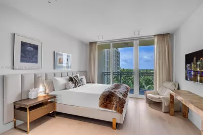430 Grand Bay Dr #608, Key Biscayne, FL 33149 - Photo 29