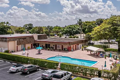 1020 Country Club Dr #305, Margate, FL 33063 - Photo 25