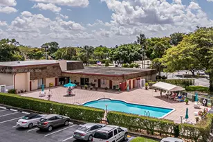 1020 Country Club Dr, Margate, FL 33063 - Photo 25