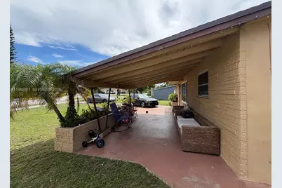 1833 SW 43rd Ave, Fort Lauderdale, FL 33317 - Photo 37