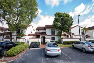 333 Ives Dairy Rd, Miami, FL 33179 - Photo 1