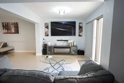 333 Ives Dairy Rd #A33306, Miami, FL 33179 - Photo 7