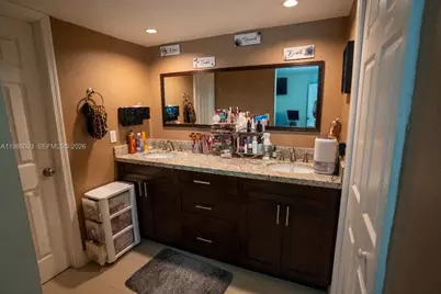 333 Ives Dairy Rd #A33306, Miami, FL 33179 - Photo 17
