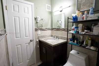333 Ives Dairy Rd #A33306, Miami, FL 33179 - Photo 19