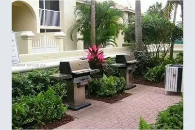 16304 Glenmoor Dr #16304, West Palm Beach, FL 33409 - Photo 5