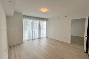 475 Brickell Ave, Miami, FL 33131 - Photo 9