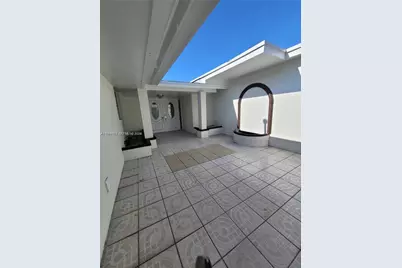 12305 SW 42nd St, Miami, FL 33175 - Photo 5