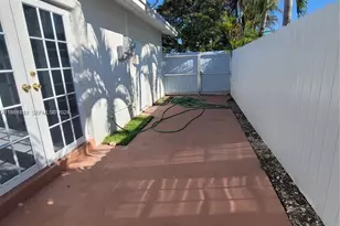 12305 SW 42nd St, Miami, FL 33175 - Photo 39