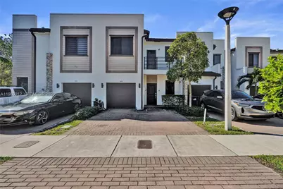408 NE 212th Ter, Miami, FL 33179 - Photo 1
