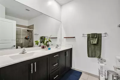 408 NE 212th Ter, Miami, FL 33179 - Photo 43