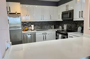 20281 E Country Club Dr, Aventura, FL 33180 - Photo 11