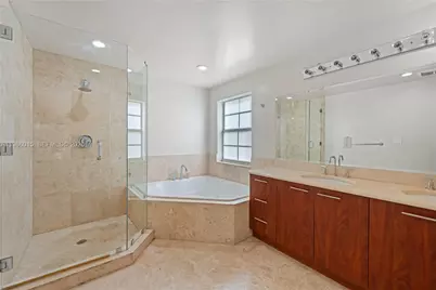 819 SW 7th Ave, Fort Lauderdale, FL 33315 - Photo 23