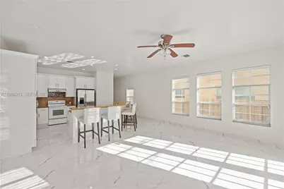 819 SW 7th Ave, Fort Lauderdale, FL 33315 - Photo 15