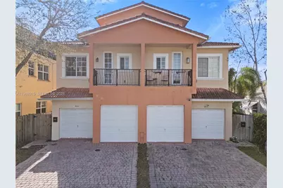 819 SW 7th Ave, Fort Lauderdale, FL 33315 - Photo 1