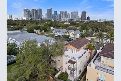 819 SW 7th Ave, Fort Lauderdale, FL 33315 - Photo 49