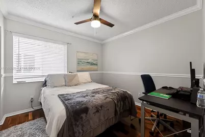 1776 NW 78th Ave, Pembroke Pines, FL 33024 - Photo 15