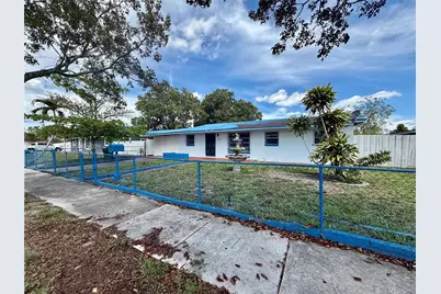 4513 NW 203rd Ter, Miami Gardens, FL 33055 - Photo 3