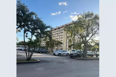 4550 NW 9th St #114E, Miami, FL 33126 - Photo 7