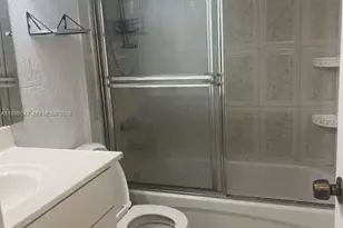 4550 NW 9th St, Miami, FL 33126 - Photo 3