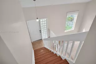 11811 SW 102nd St, Miami, FL 33186 - Photo 13