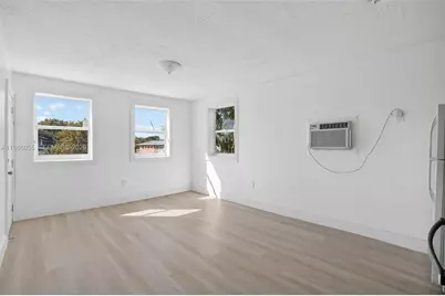 767 NW 35th St, Miami, FL 33127 - Photo 9