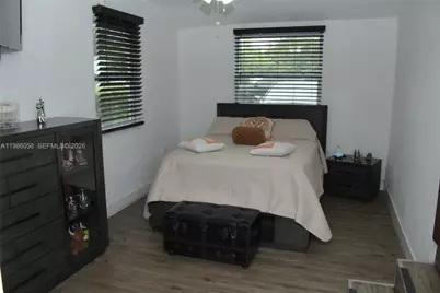 530 NE 110th Ter, Miami, FL 33161 - Photo 15