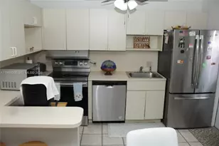 530 NE 110th Terrace, Miami, FL 33161 - Photo 9