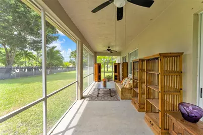 2819 Augusta Ln, Homestead, FL 33035 - Photo 3