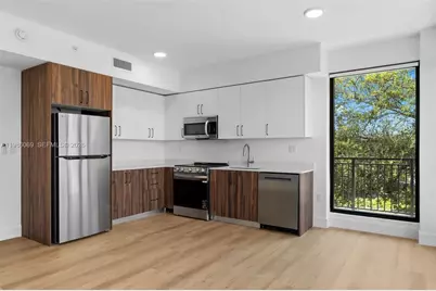 2479 NE 192nd St #205, Miami, FL 33180 - Photo 15