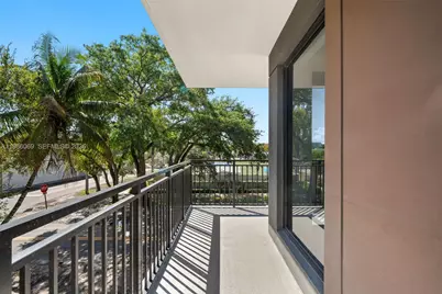 2479 NE 192nd St #205, Miami, FL 33180 - Photo 23