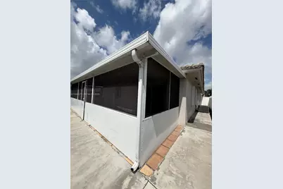 10168 NW 126th Ter, Hialeah Gardens, FL 33018 - Photo 25