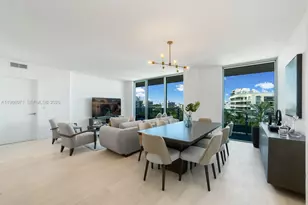 9221 E Bay Harbor Dr, Bay Harbor Islands, FL 33154 - Photo 3