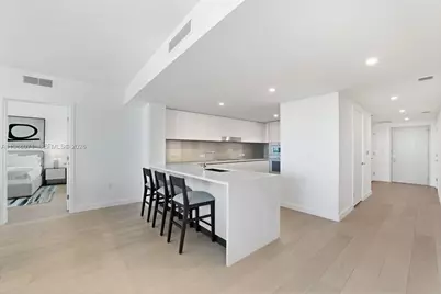 9221 E Bay Harbor Drive #610, Bay Harbor Islands, FL 33154 - Photo 5