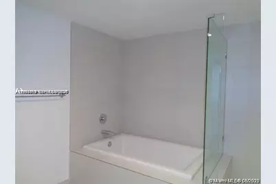 2600 E Hallandale Beach Blvd #T301, Hallandale Beach, FL 33009 - Photo 9